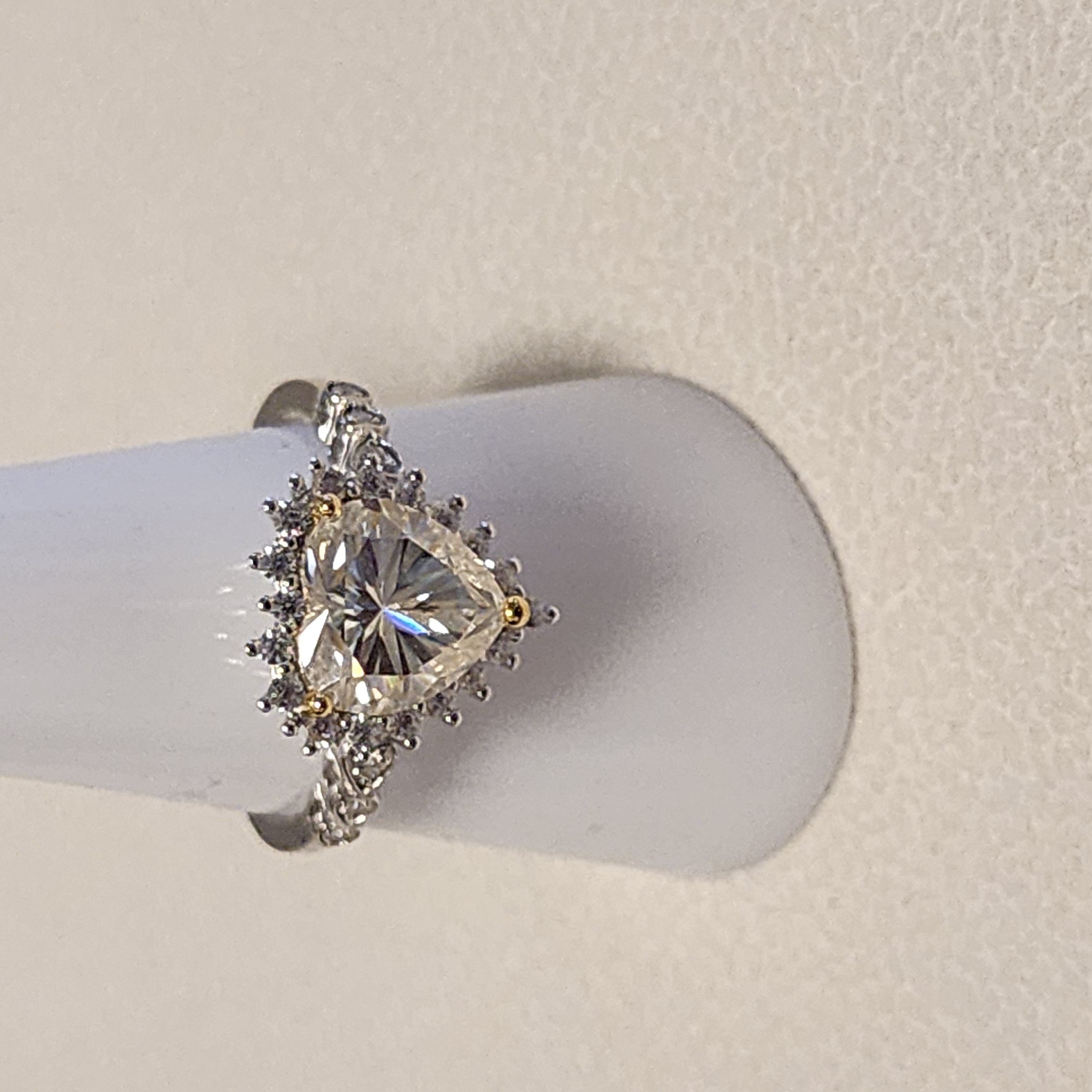 Elegant Silver And Gold Womens Ring 130$